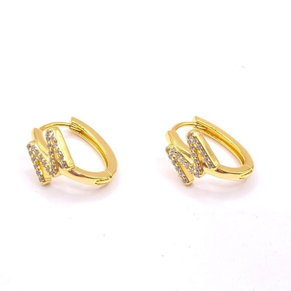 Gold Initial M Oval Hoop Earrings - Picture 1 of 4